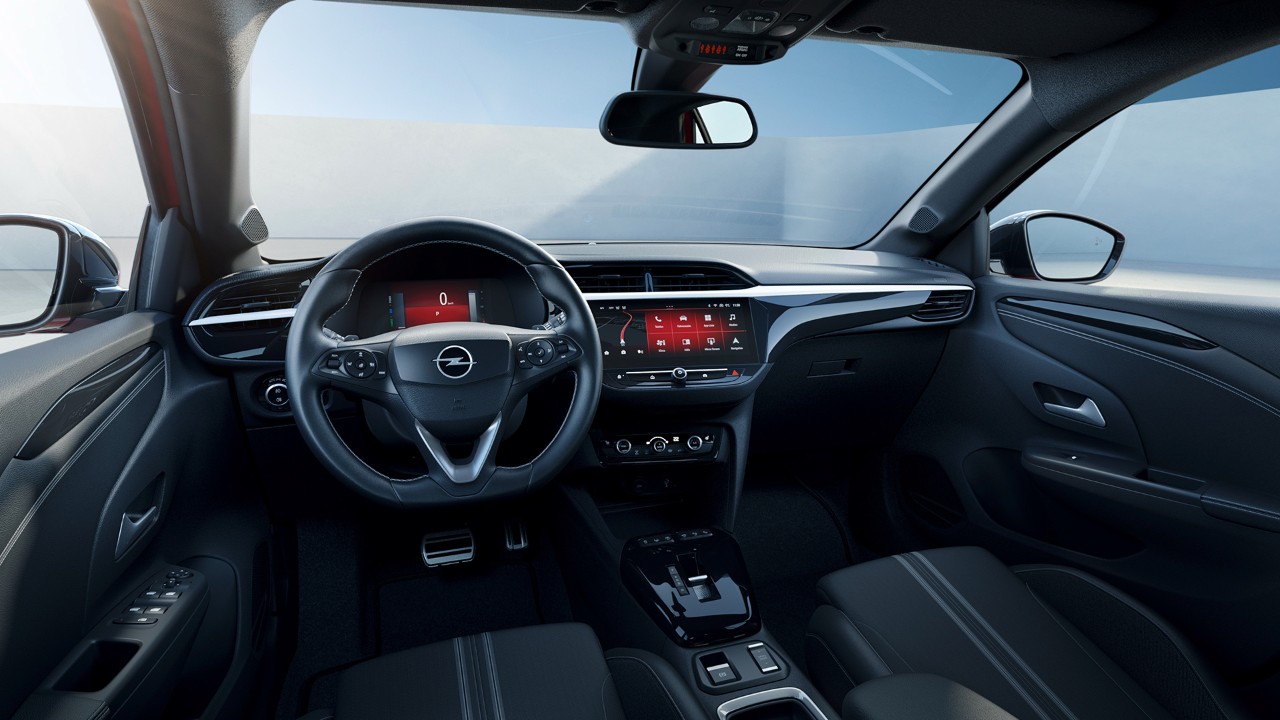 Interiören i Opel Corsa sedd från baksätena 